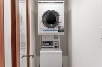 henn na hotel express osaka namba nipponbashi annex