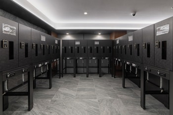 henn na hotel express osaka namba nipponbashi annex