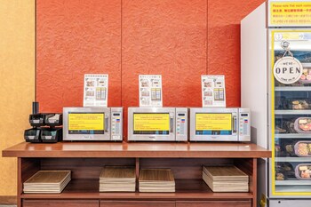 henn na hotel express osaka namba nipponbashi annex