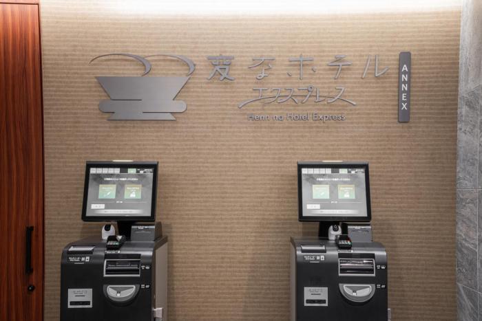 henn na hotel express osaka namba nipponbashi annex
