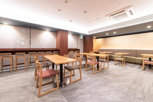 henn na hotel express osaka namba nipponbashi annex