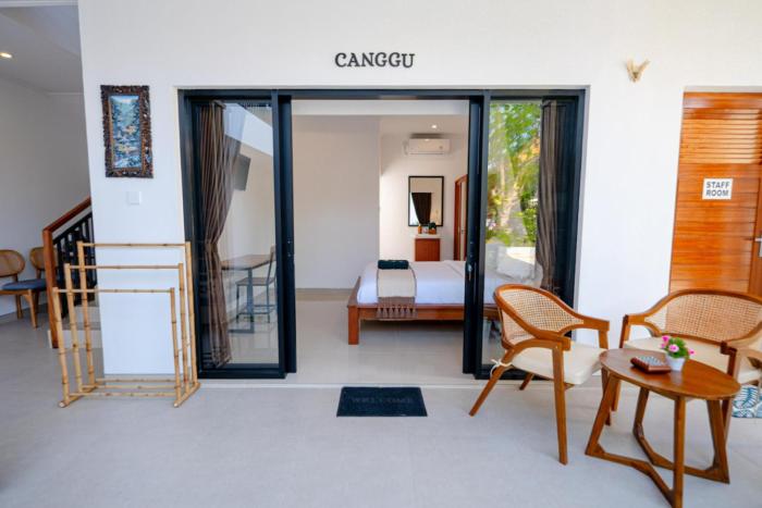 crystal flow guest house and apartment canggu