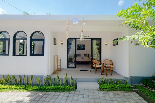 crystal flow guest house and apartment canggu