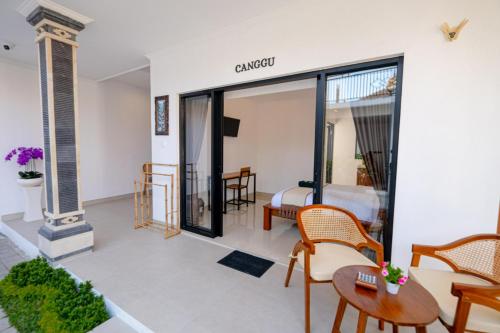 crystal flow guest house and apartment canggu