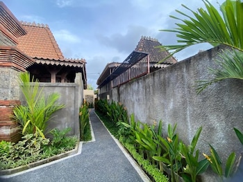 gunung gelagah ubud villas by eps