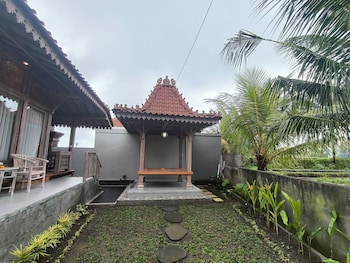 gunung gelagah ubud villas by eps