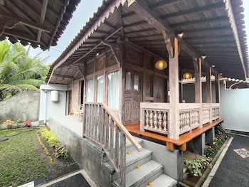 gunung gelagah ubud villas by eps