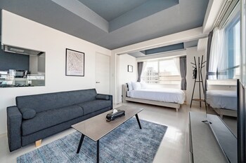 hillsgarden 405