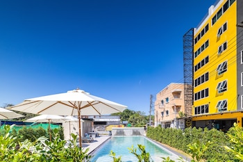 phuket five fortune holiday hotel