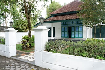 Omah Kebon Guest House,,3 star