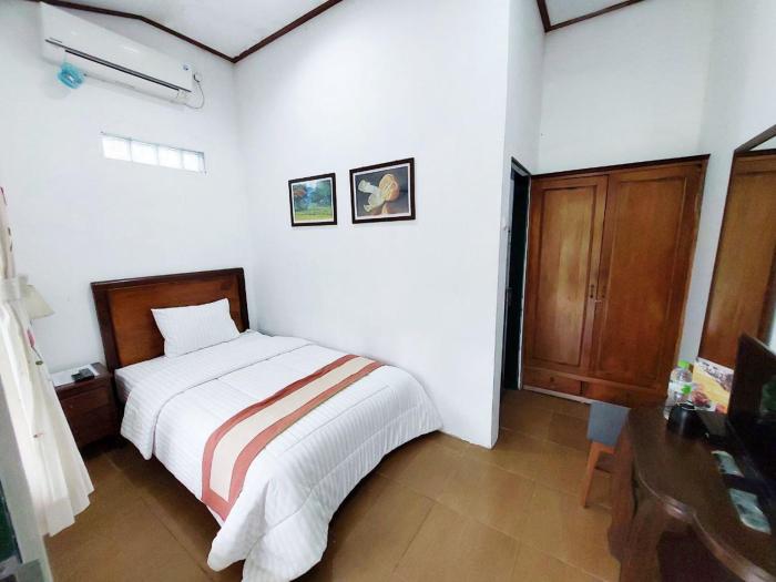 omah kebon guest house
