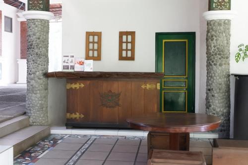 omah kebon guest house
