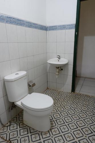 omah kebon guest house