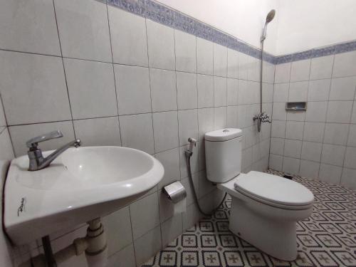omah kebon guest house
