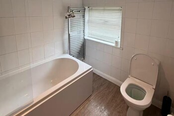 charming middlewich house sleeps 4