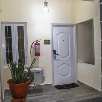 Kpees Apartment,,5 star