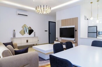 wenggies apartment