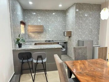 hoolio apartment