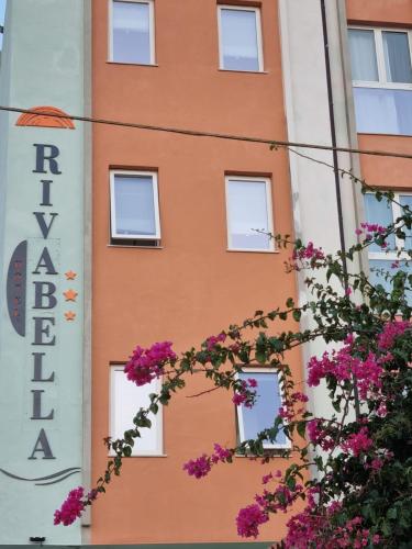 hotel rivabella
