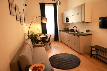 Casa Palmeri - Giulio Cesare,,4 star