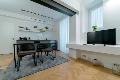 gonia residence