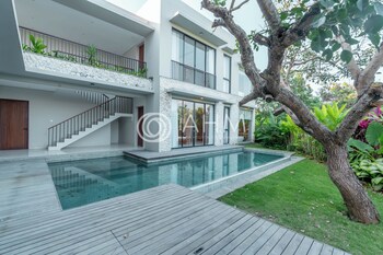 royal villa canggu