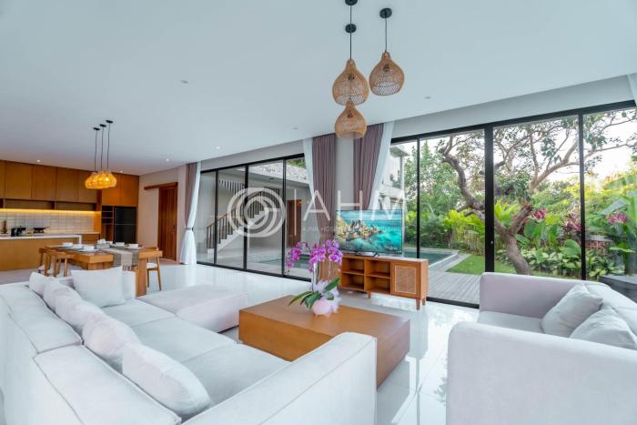 royal villa canggu