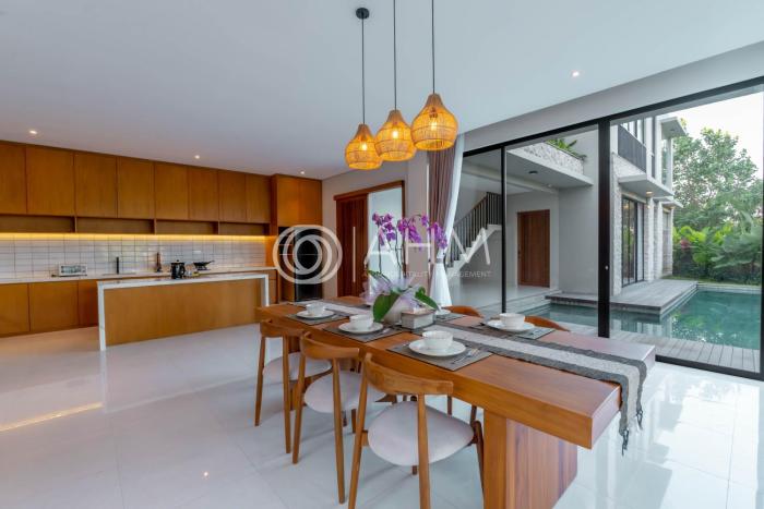 royal villa canggu
