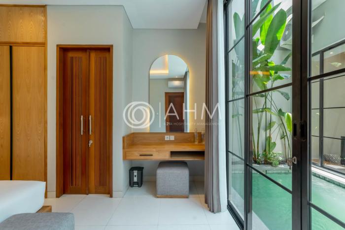 royal villa canggu