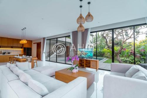 royal villa canggu
