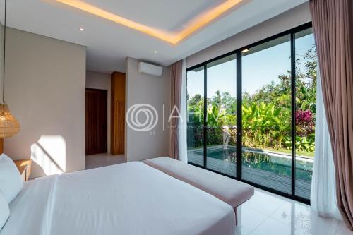 royal villa canggu