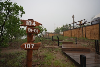 ecohouse glamping by art hotel