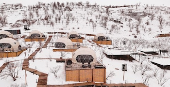 ecohouse glamping by art hotel