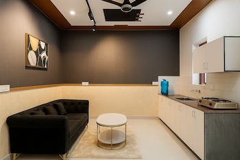 letstay noida