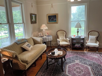 magnolia house bed and breakfast