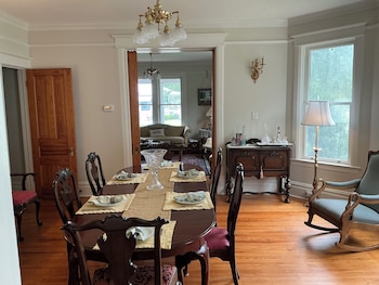 magnolia house bed and breakfast