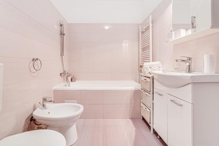 ari ared luxurious apartments