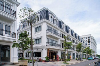 julies house luxury apartment hue