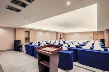 licheng platinum hotel