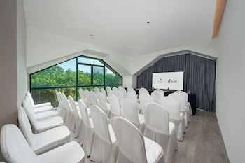 licheng platinum hotel