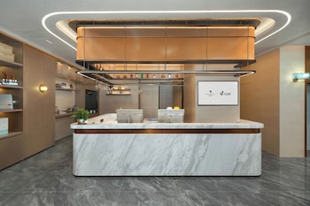licheng platinum hotel