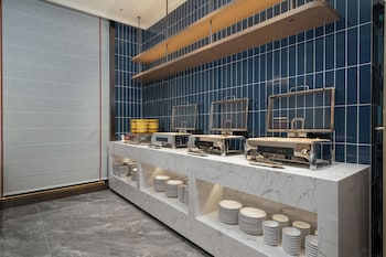 licheng platinum hotel