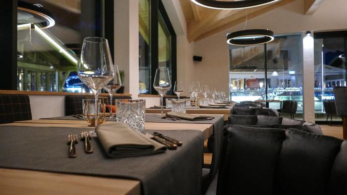 black summit samnaun boutique hotel