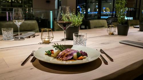 black summit samnaun boutique hotel
