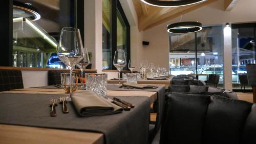 black summit samnaun boutique hotel