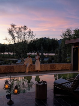 dali kongshanyu fengmian seaview hotel