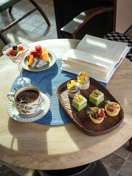 dali kongshanyu fengmian seaview hotel