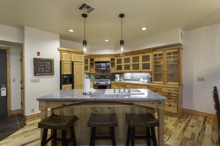 the lodges at deer valley 2 bedroom condo