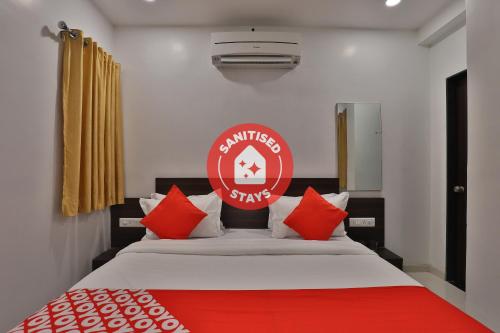 Hotel Sk,Near Madhavrao Scindia Cricket Ground,3 star