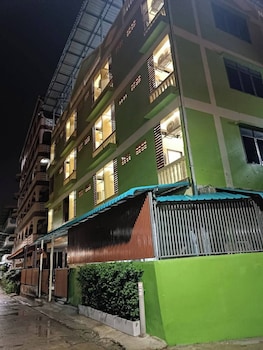 Natcha Place Klongluang 35,,2 star